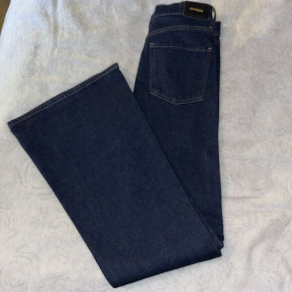 NWT Express 70’s mid rise Flare jeans. Sz 4. - Picture 6 of 11